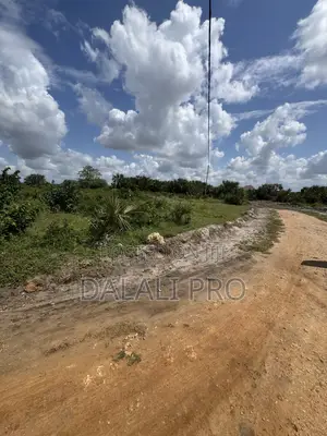 Kiwanja Kinauzwa Gezaulole Kigamboni