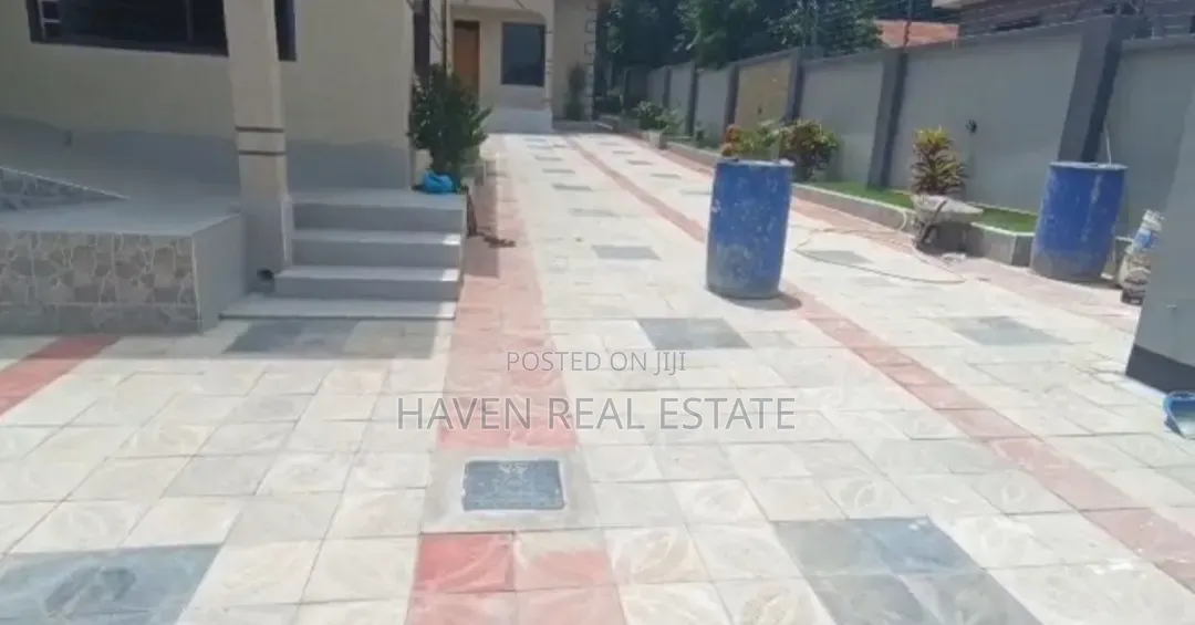 4bdrm Apartment in Msisi for sale