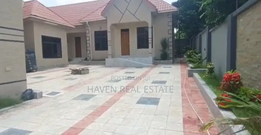 4bdrm Apartment in Msisi for sale