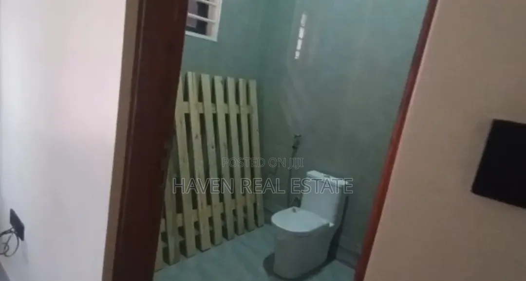 4bdrm Apartment in Msisi for sale