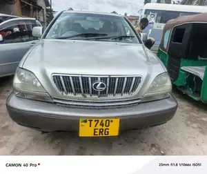 Toyota Harrier 2005 Silver