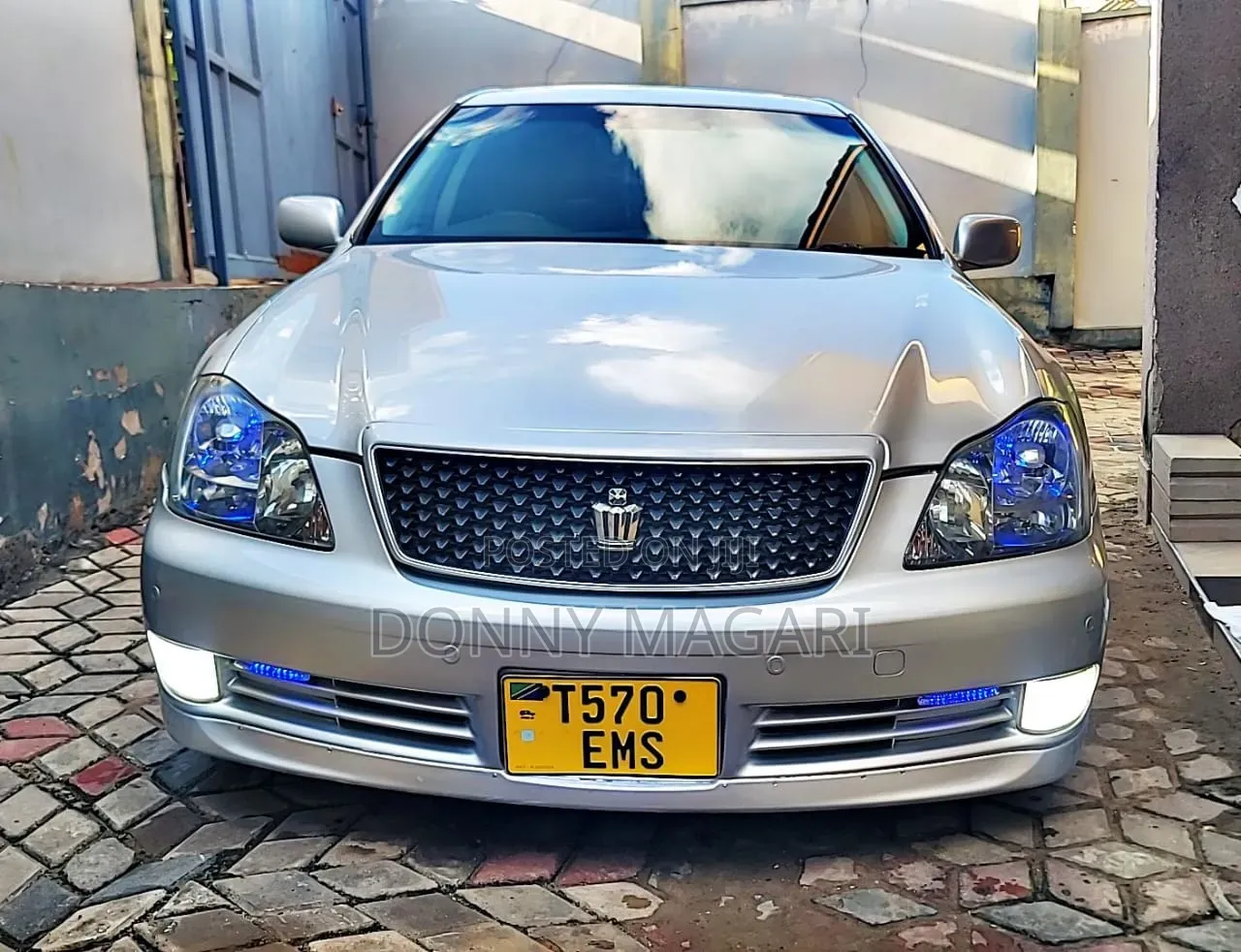 Toyota Crown Royale 2005 Silver