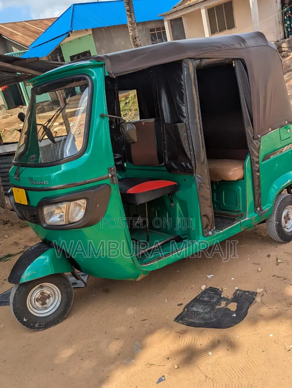Bajaj Avenger 220 Cruise 2025 Blue