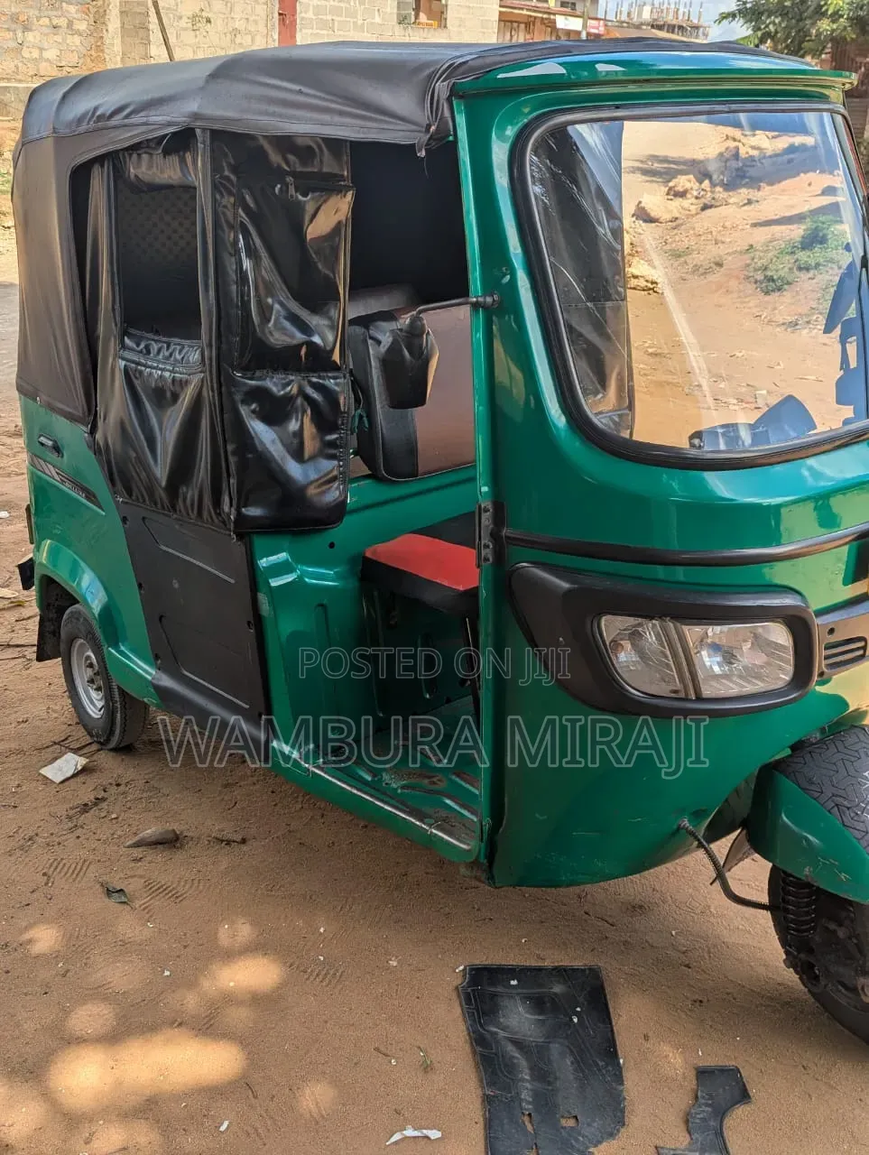 Bajaj Avenger 220 Cruise 2025 Blue