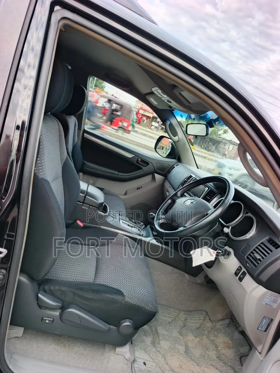 Toyota Hilux Surf 2006 Black