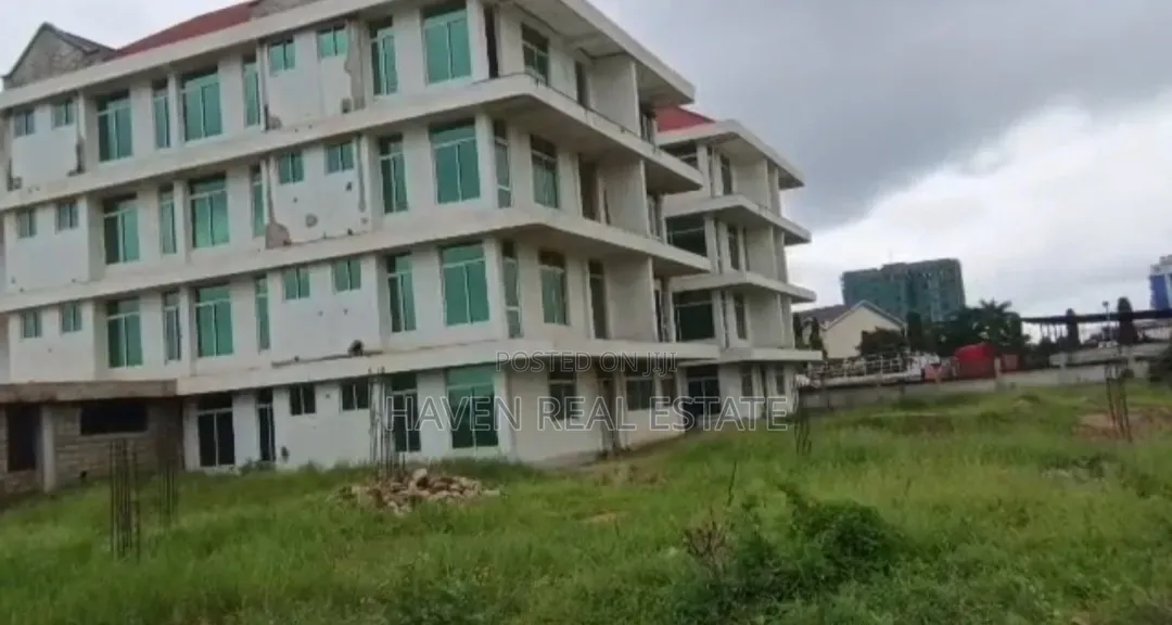 Jengo La Hotel Linauzwa Dodoma