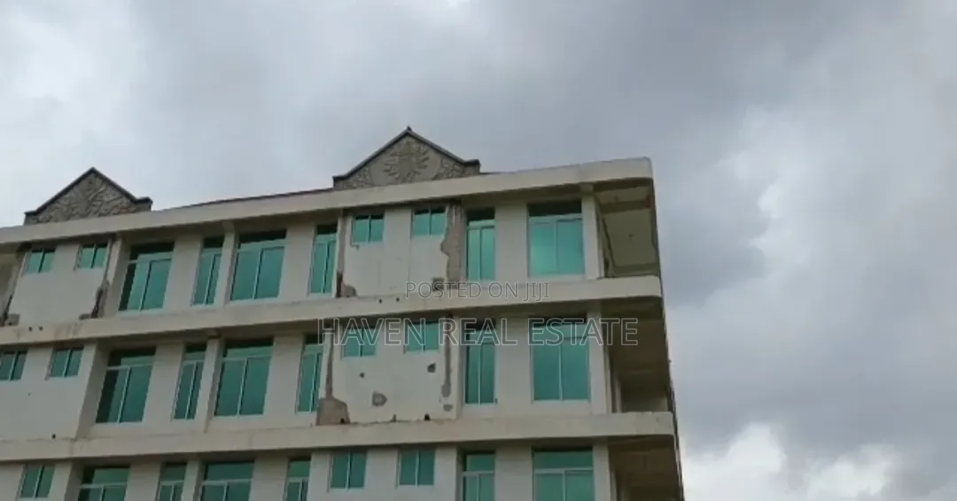 Jengo La Hotel Linauzwa Dodoma