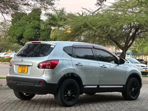 Nissan Dualis 2010 Silver