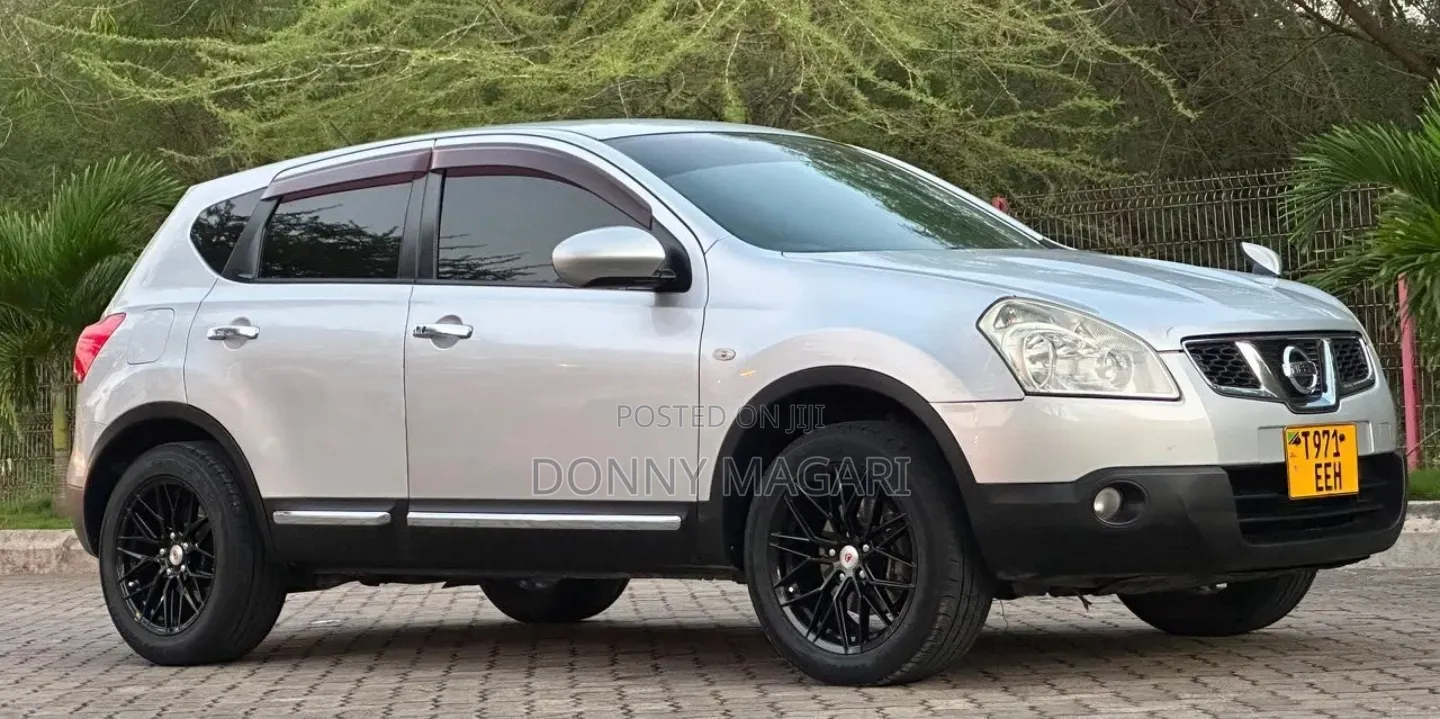 Nissan Dualis 2010 Silver