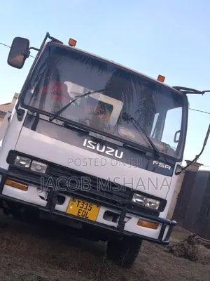 Isuzu Tipa