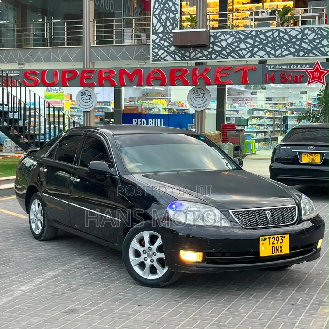 Toyota Mark II 2004 Black
