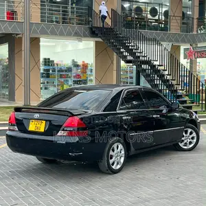 Toyota Mark II 2004 Black