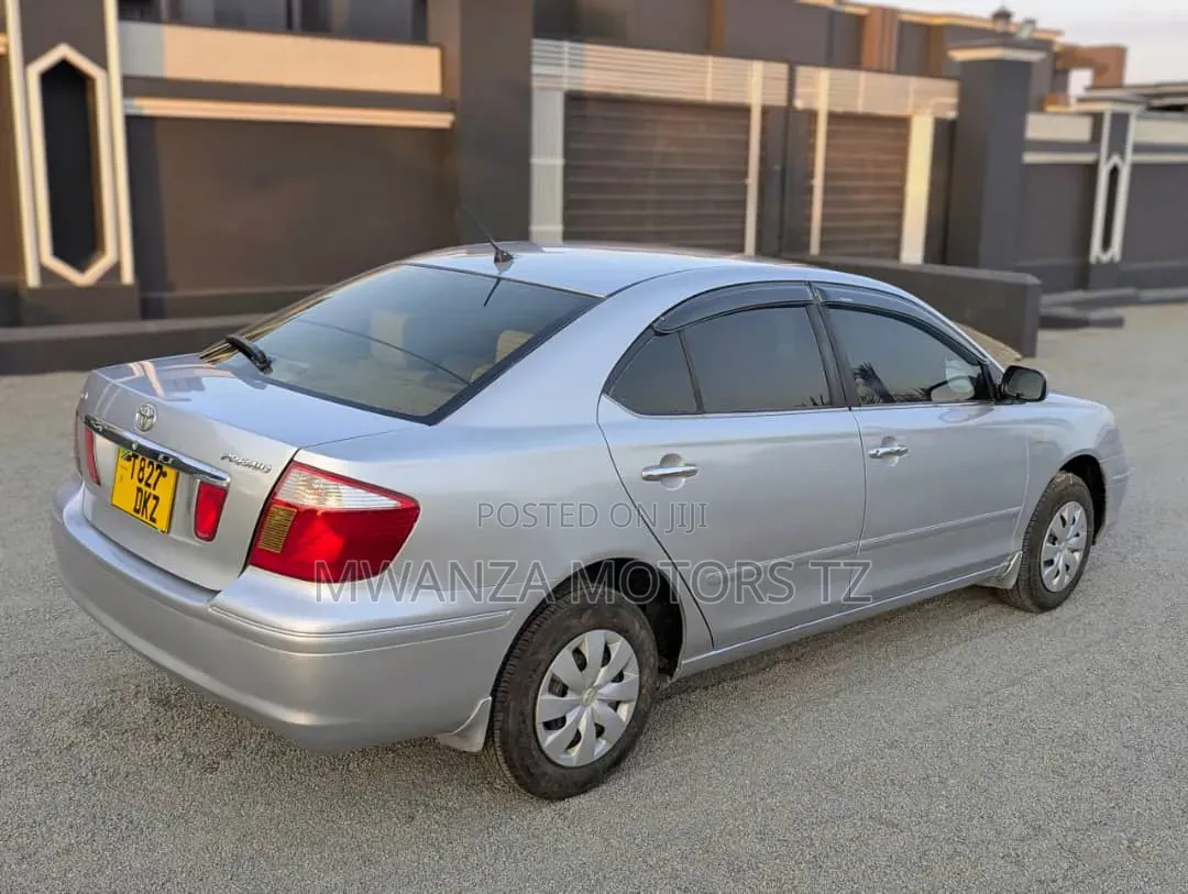 Toyota Premio 2004 Silver