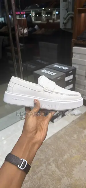 Extra Light Sneaker With Deer Skin