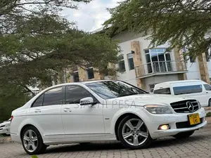 Mercedes-Benz C-Class 2010 White