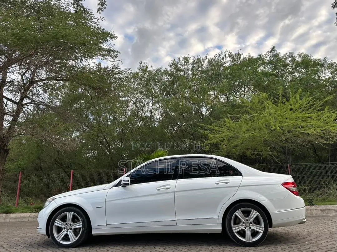 Mercedes-Benz C-Class 2010 White
