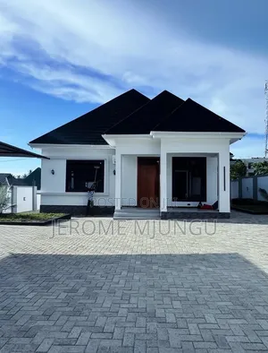 4bdrm House in Goba for sale