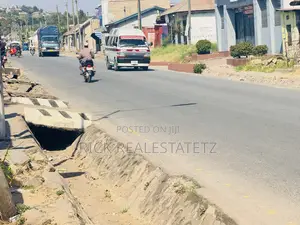 5bdrm House in Nyasaka for sale