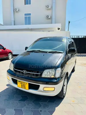 Toyota Noah 2.0 AWD (8 Seater) 2003 Black