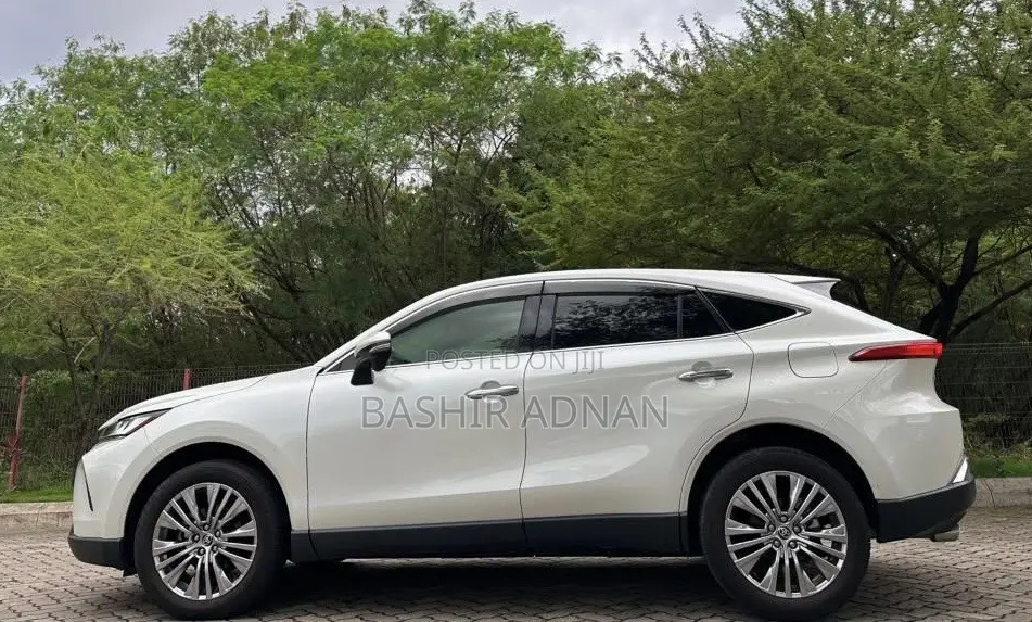 Toyota Harrier Z 2020 Pearl