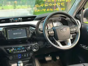 Toyota Hilux Revo Double Cab Deisel 2.4 RWD 2022 White