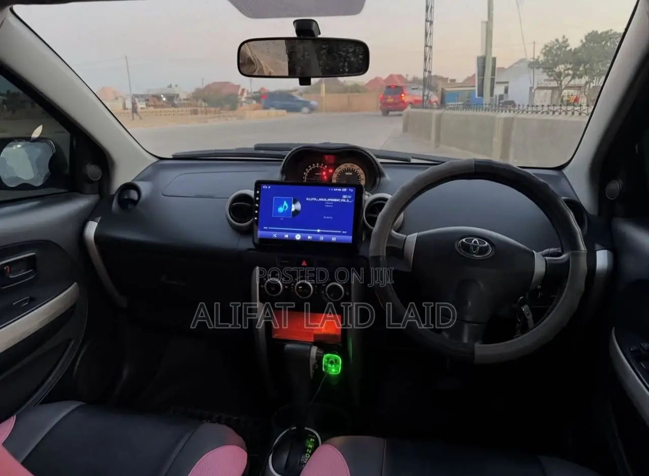 Toyota IST 2004 Black