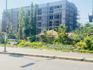 Kiwanja Kinauzwa Misheni - Mwanza