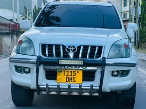 Toyota Land Cruiser Prado 2004 White