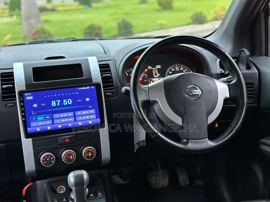 Nissan X-Trail 2012