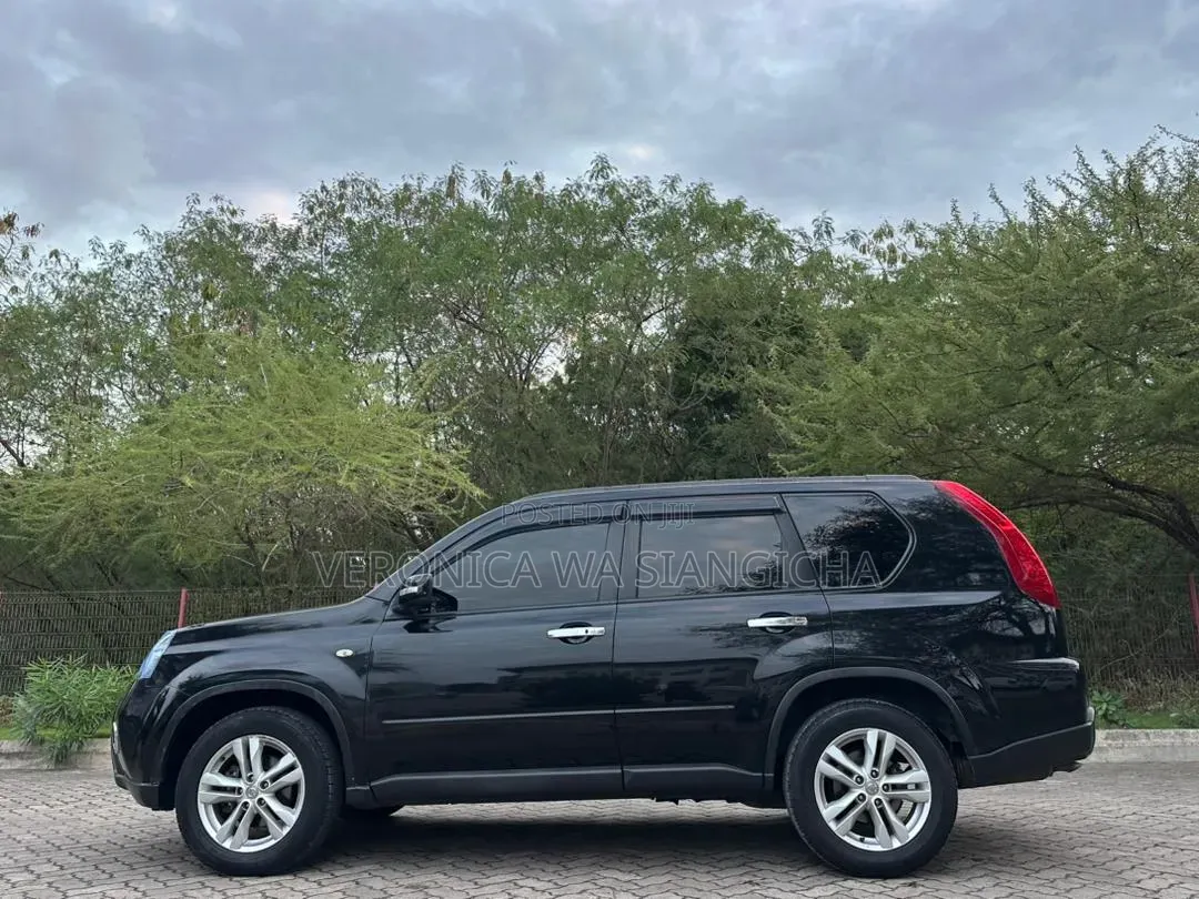 Nissan X-Trail 2012