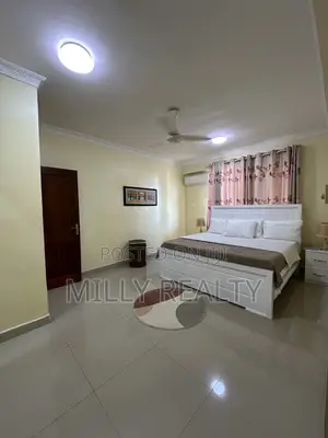 4bdrm Duplex in Apartment Upanga for sale