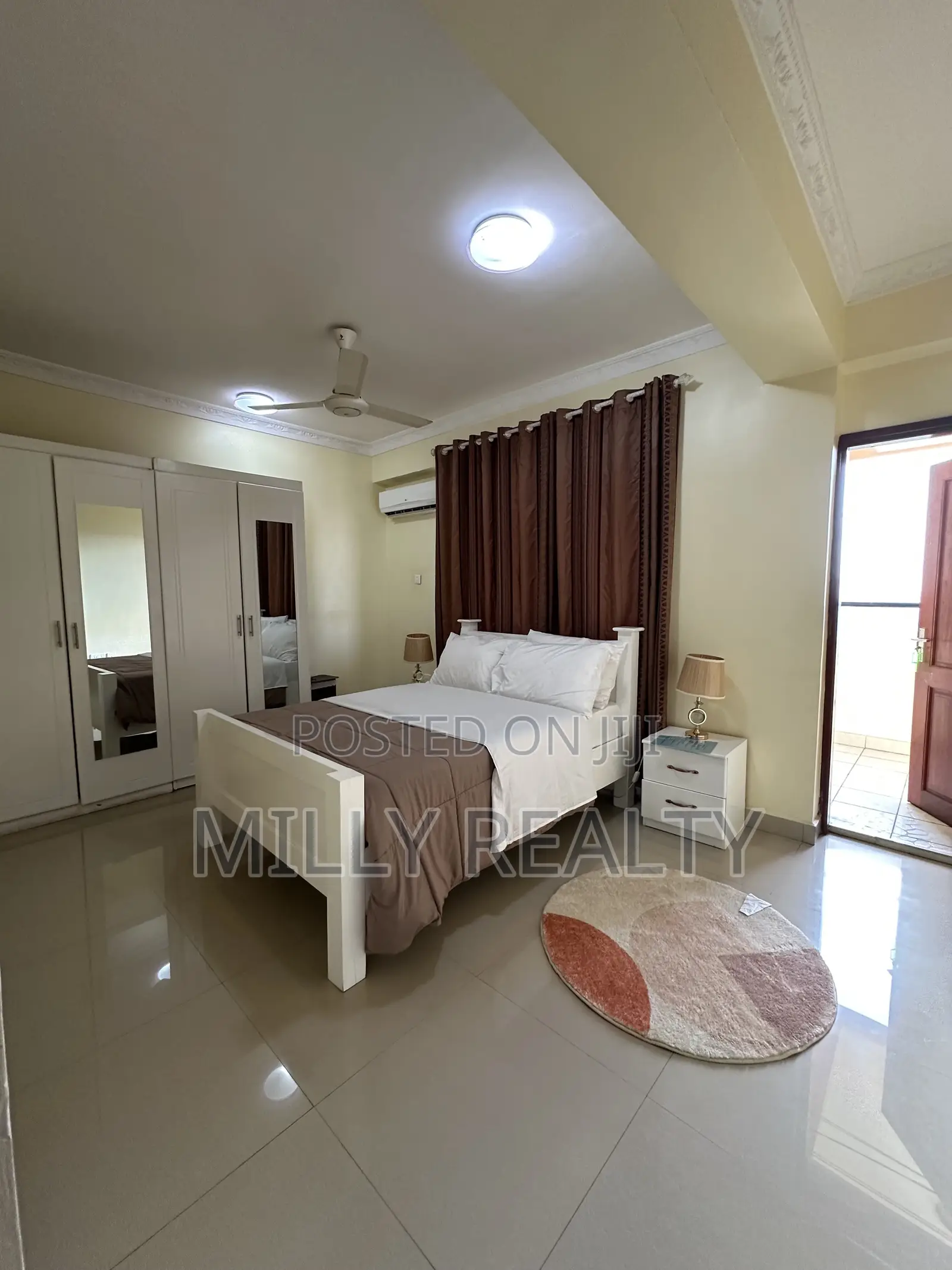 4bdrm Duplex in Apartment Upanga for sale