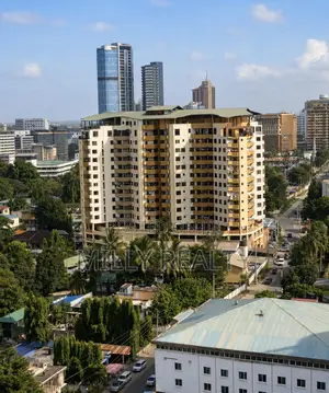 4bdrm Duplex in Apartment Upanga for sale