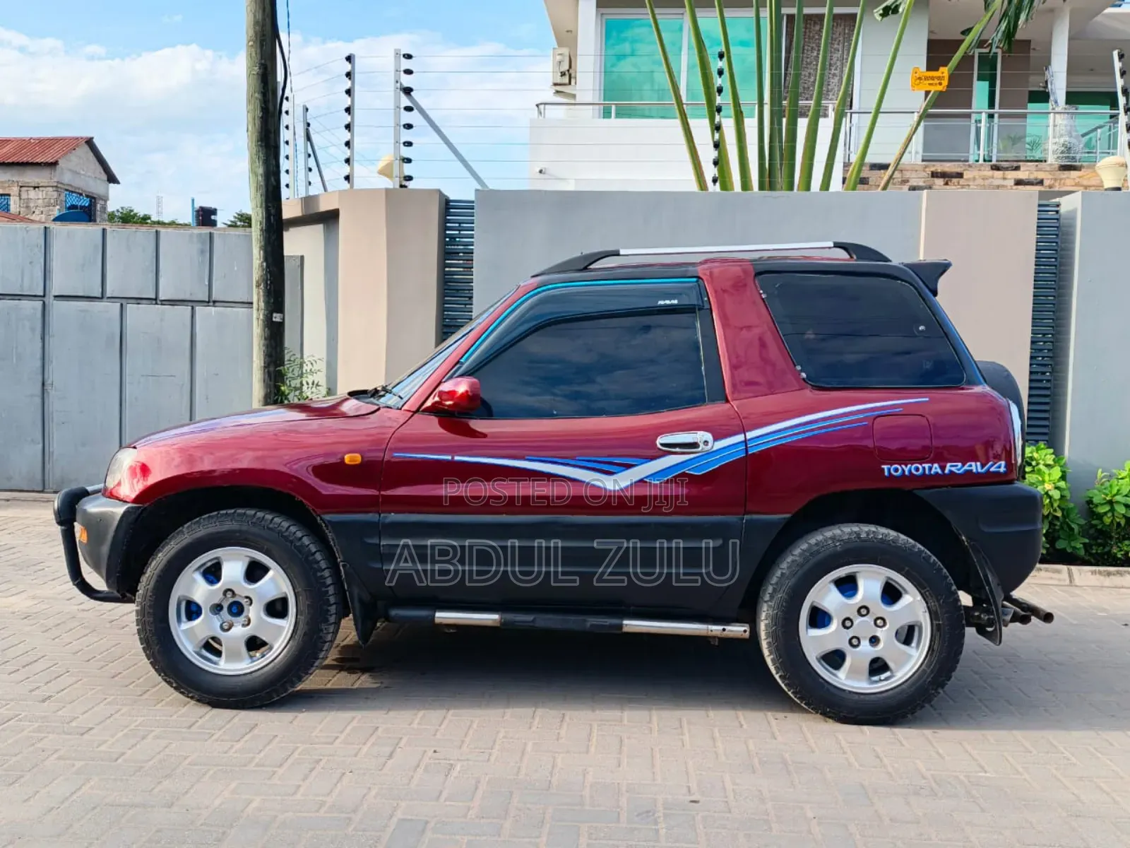 Toyota RAV4 Automatic 2000 Maroon