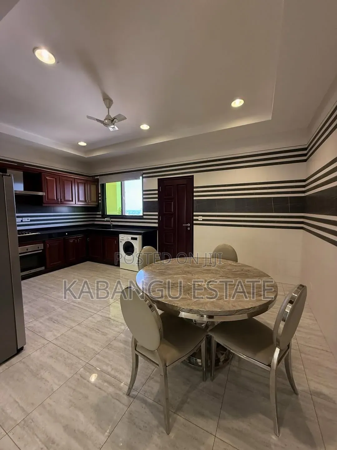 Furnished 3bdrm Apartment in Kimweri Road, Msasani for rent