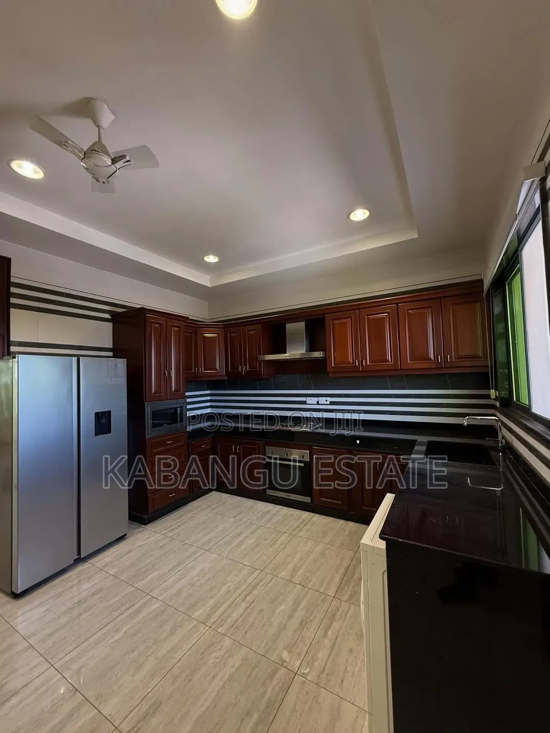 Furnished 3bdrm Apartment in Kimweri Road, Msasani for rent