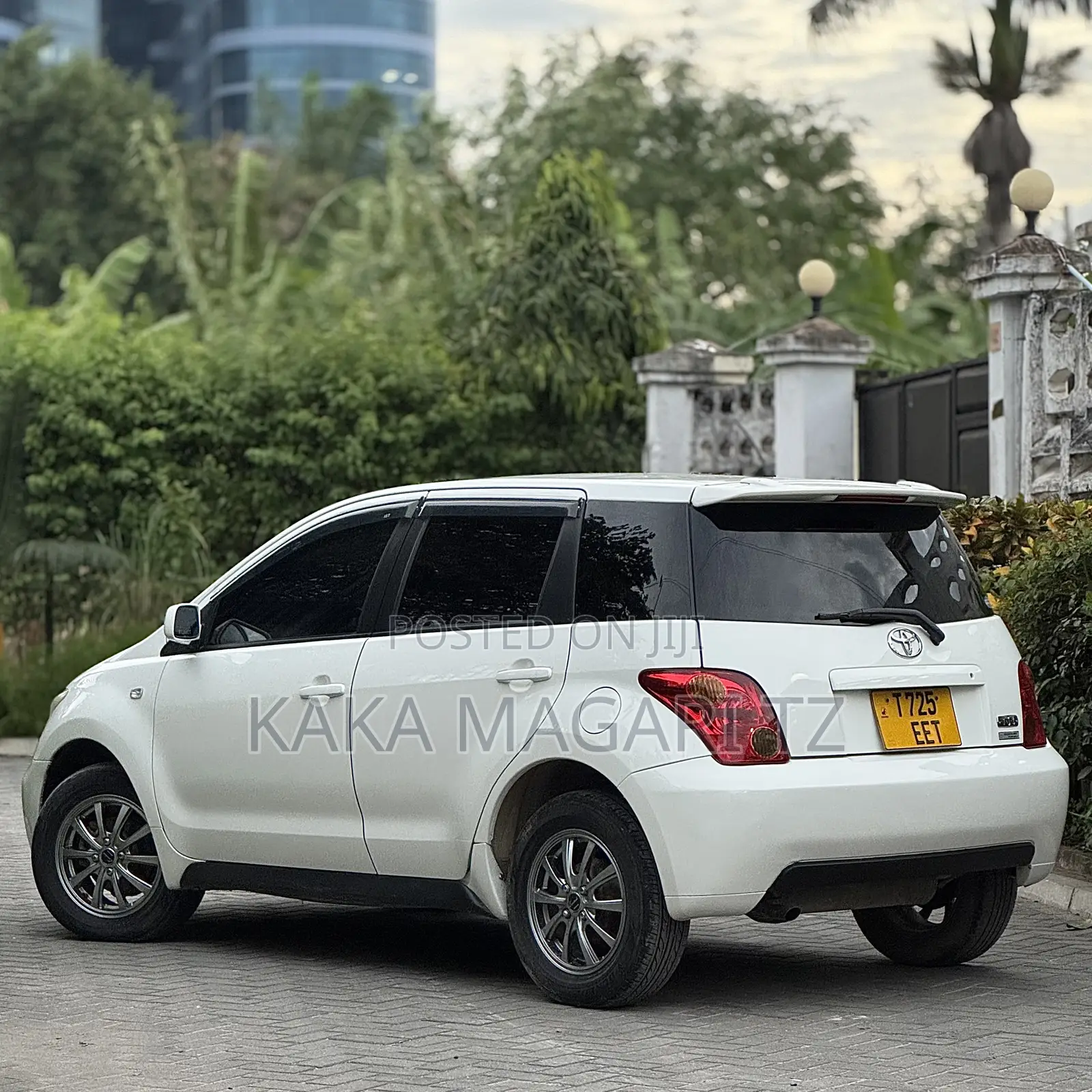 Toyota IST 2004 White