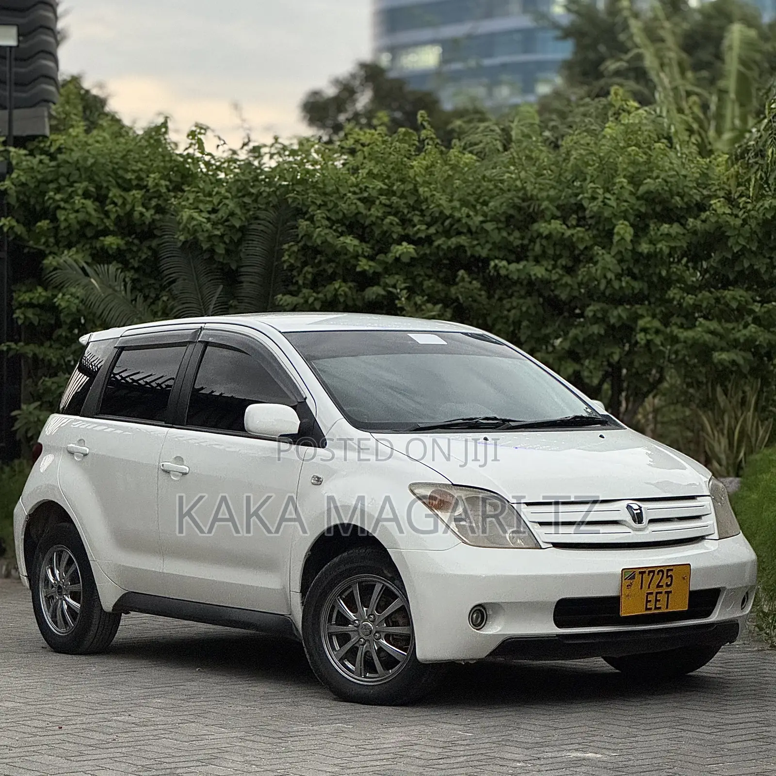 Toyota IST 2004 White
