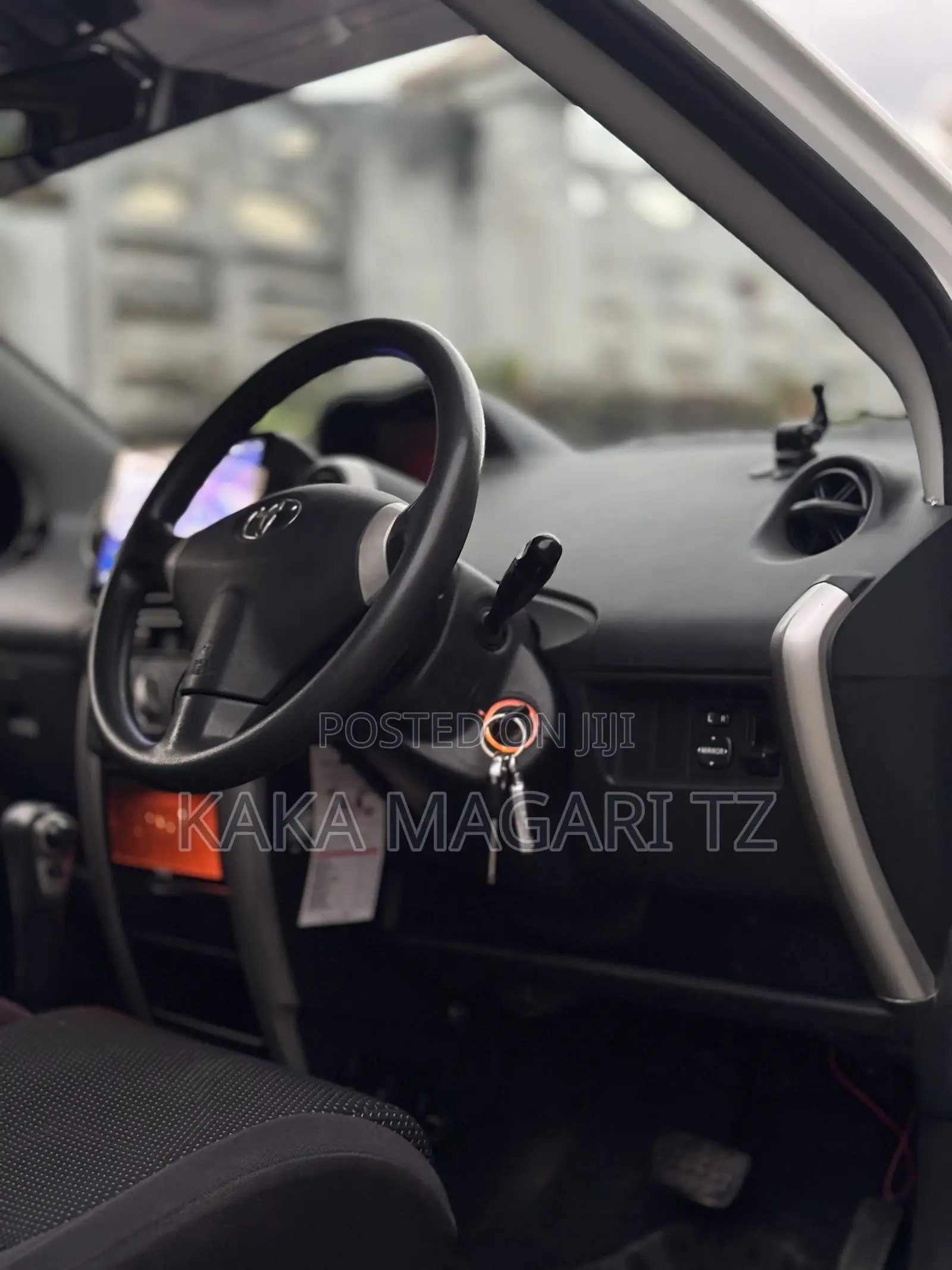 Toyota IST 2004 White