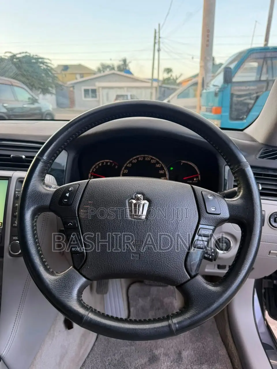 Toyota Crown 2005 Gray