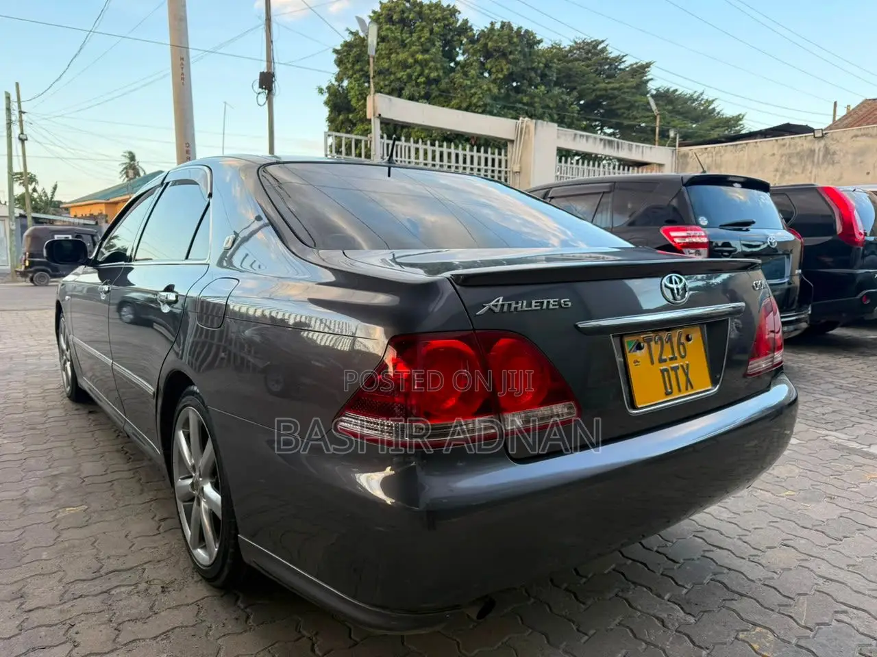 Toyota Crown 2005 Gray