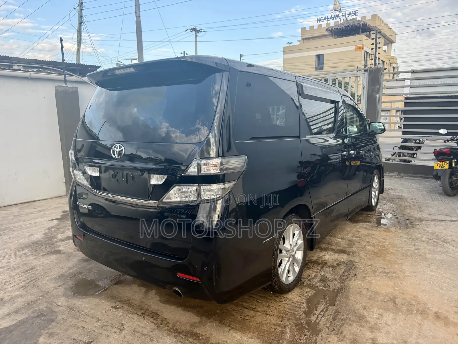 Toyota Alphard 2.4 Petrol FWD 2009 Black