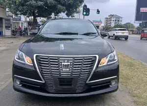 Toyota Crown 2014 Black