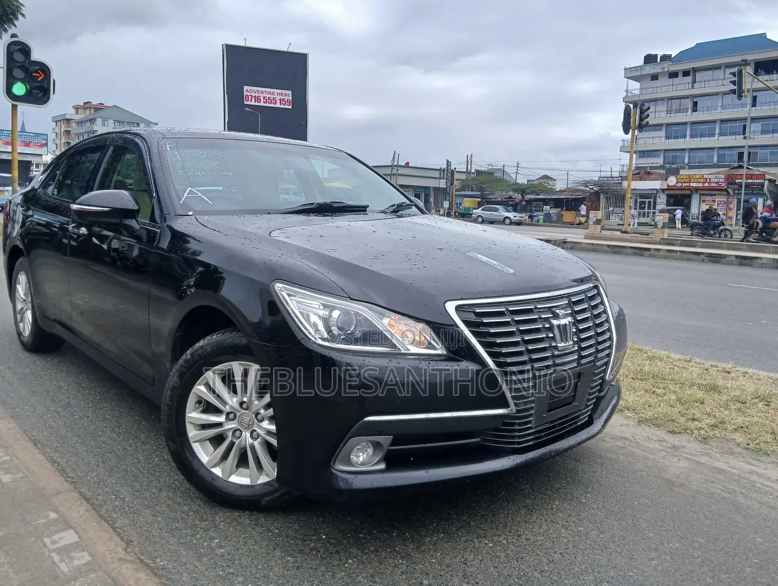 Toyota Crown 2014 Black