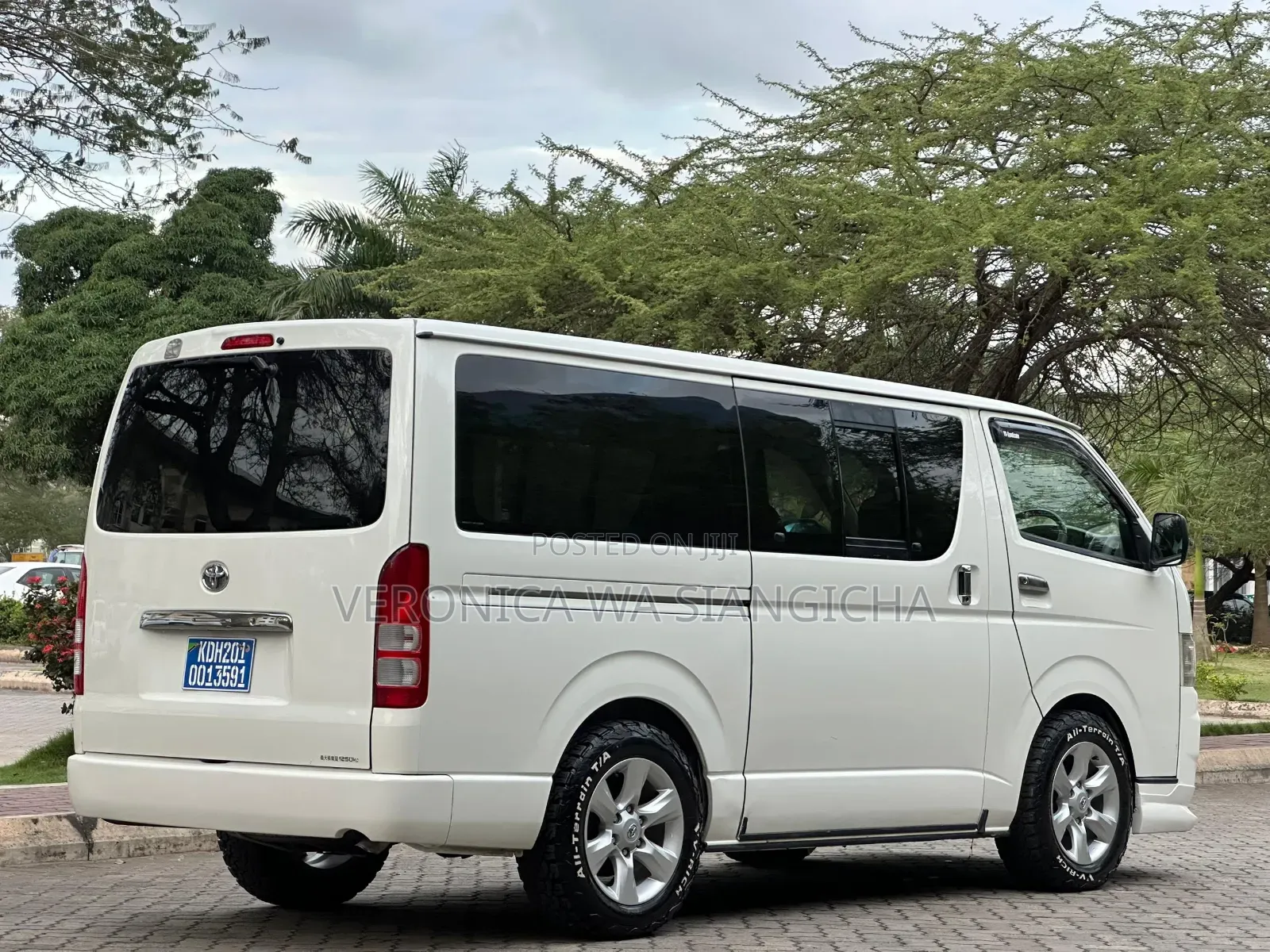 Toyota HiAce 2008 White