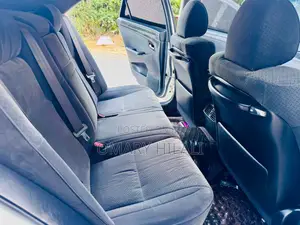 Toyota Crown 2006
