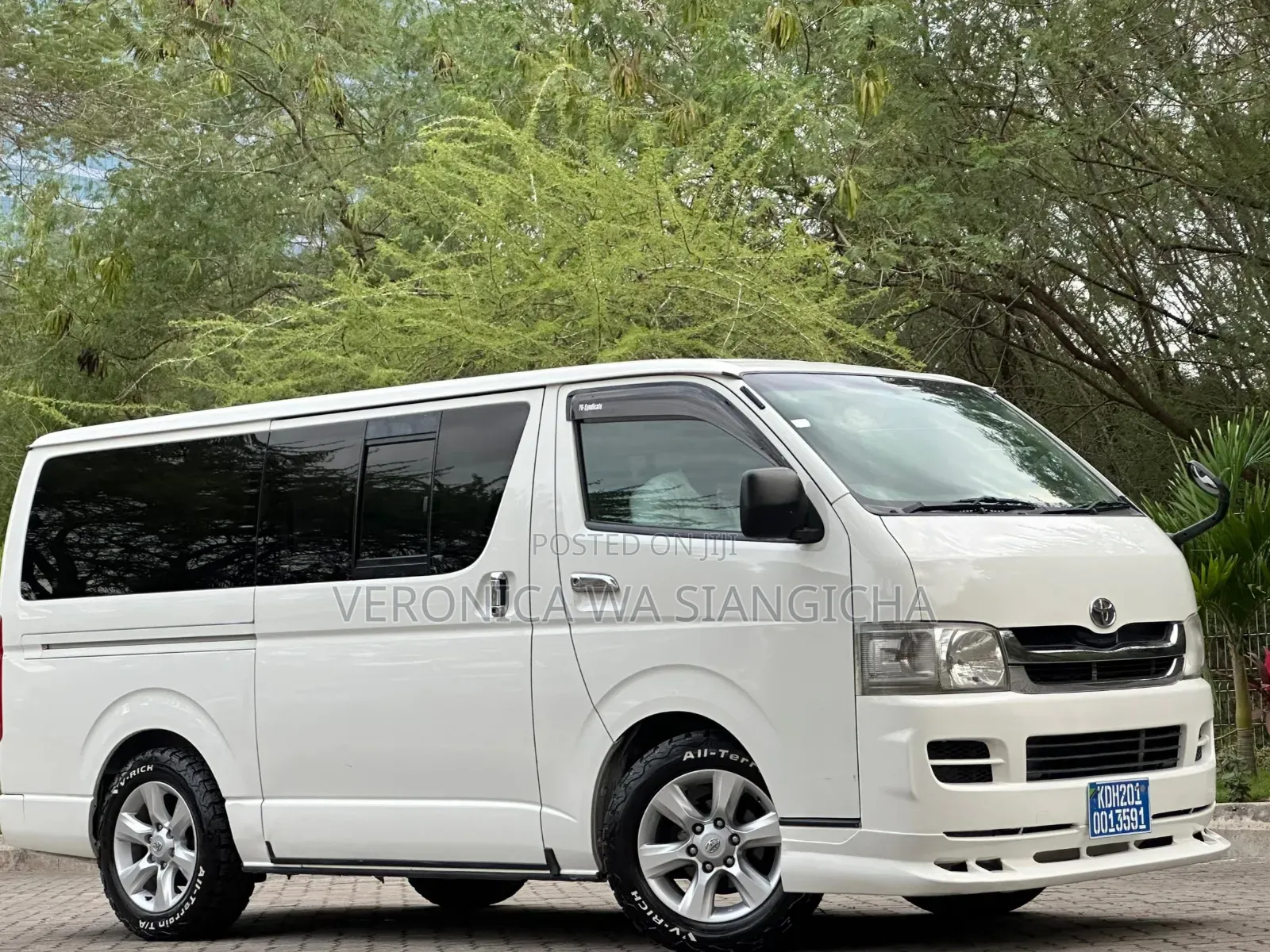 Toyota HiAce 2008 White