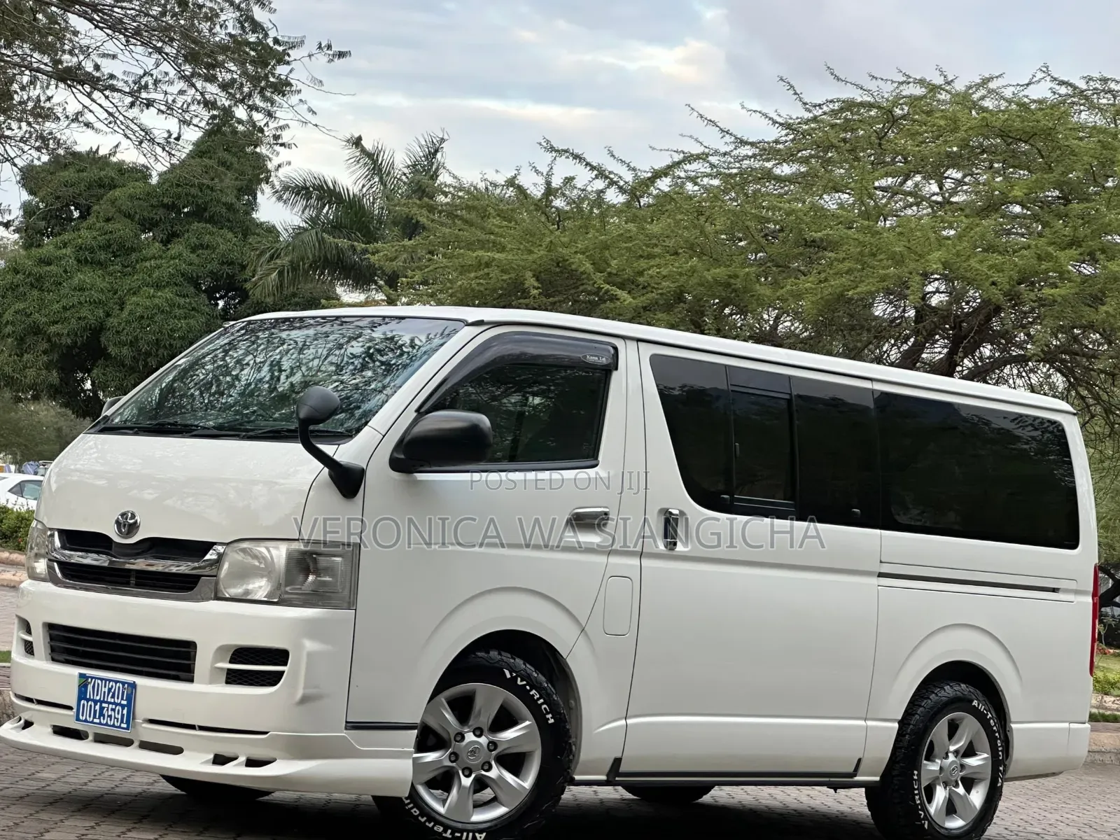 Toyota HiAce 2008 White