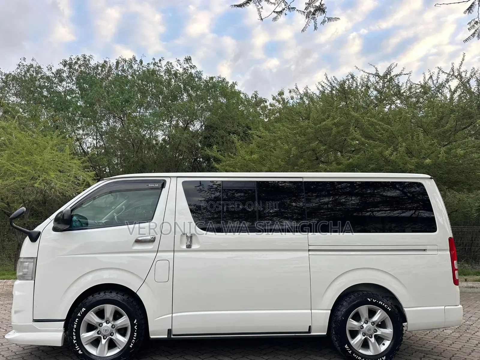 Toyota HiAce 2008 White