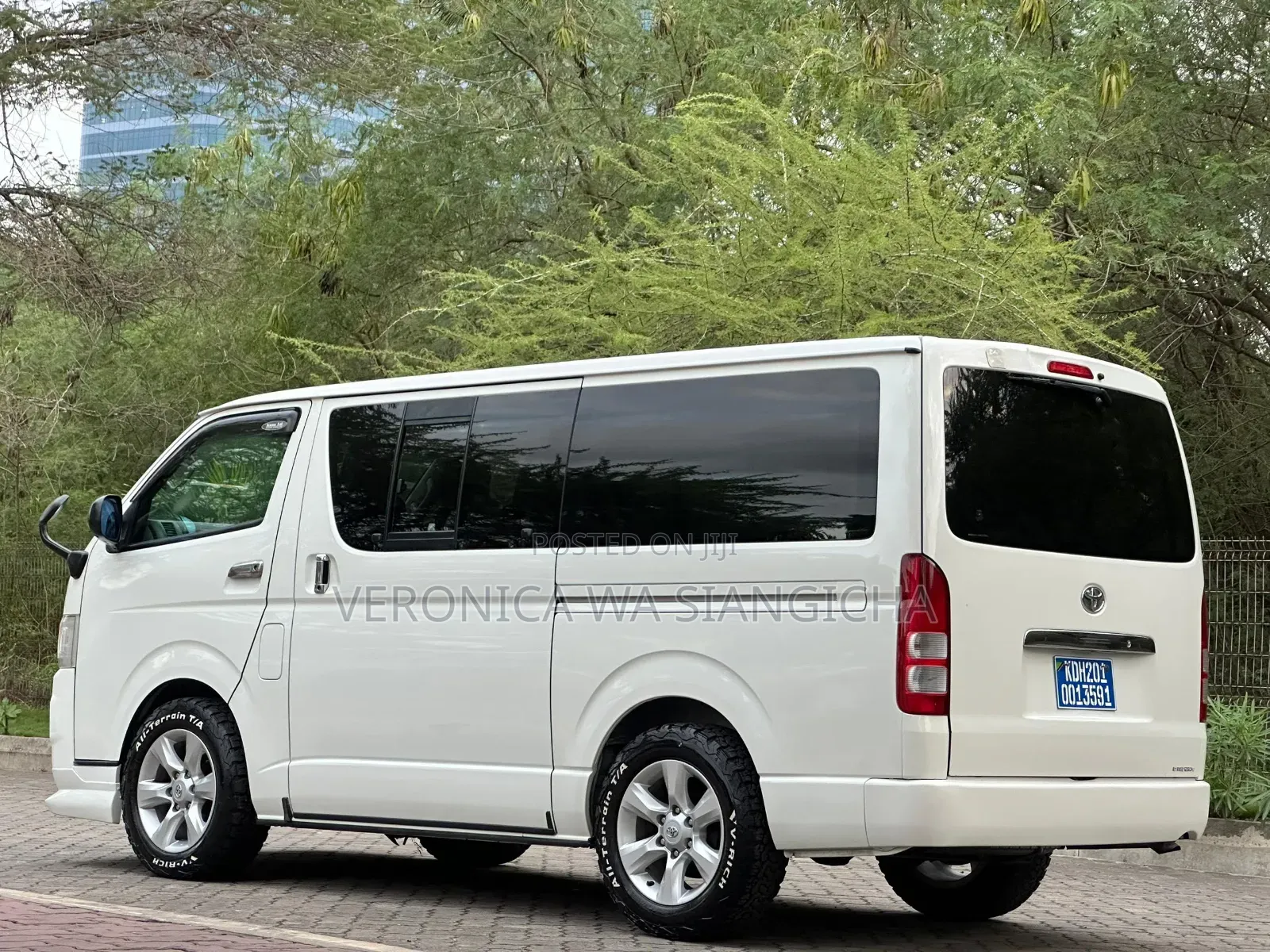 Toyota HiAce 2008 White